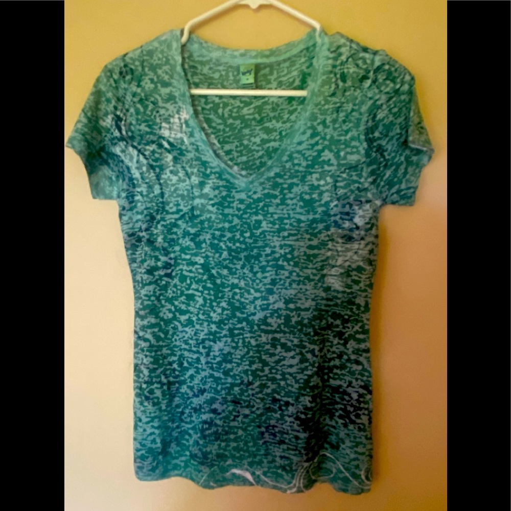 Kavio Burnout Shirt